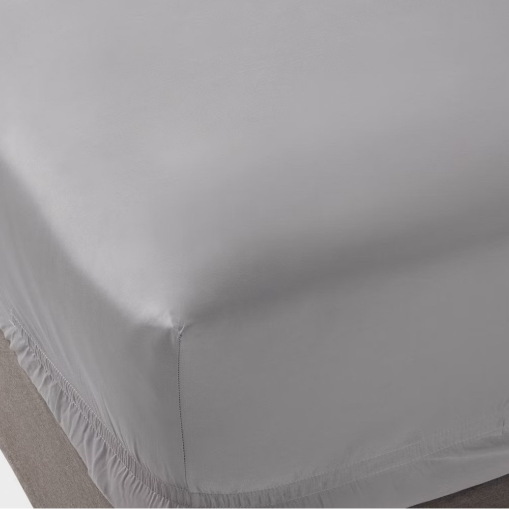 New Target Threshold Soft Grey King Fitted Bedding Sheets - Picture 2 of 4